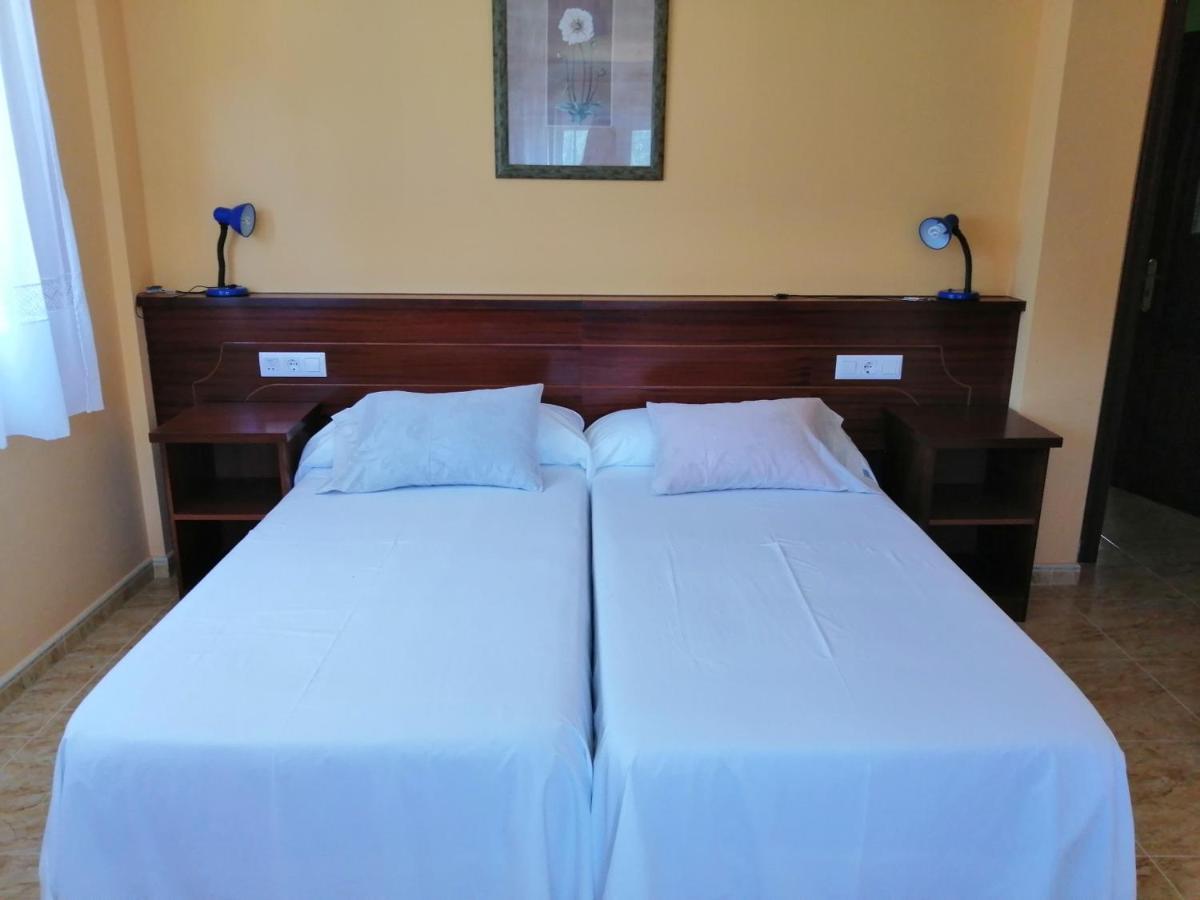 Apartamentos Turisticos San Breixo การ์บาโญ ภายนอก รูปภาพ