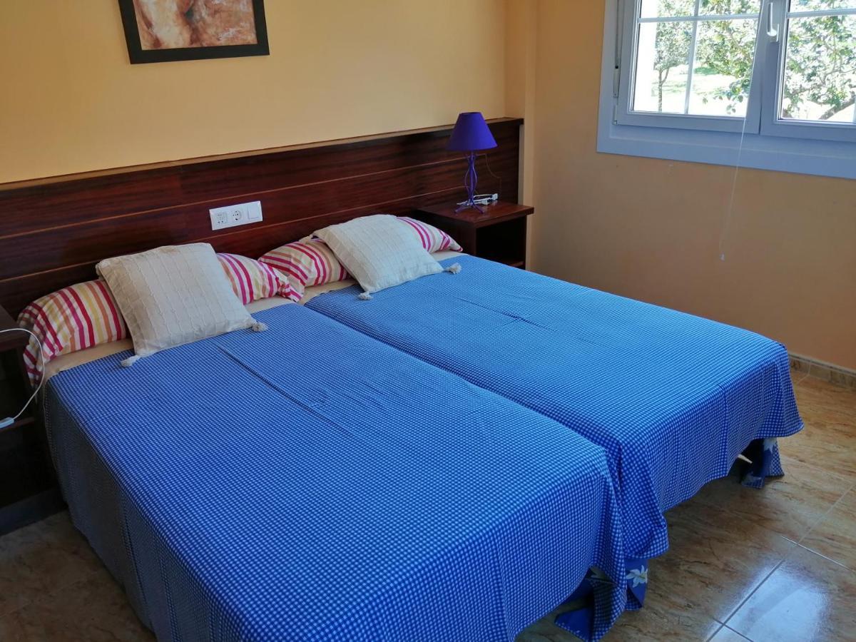 Apartamentos Turisticos San Breixo การ์บาโญ ภายนอก รูปภาพ
