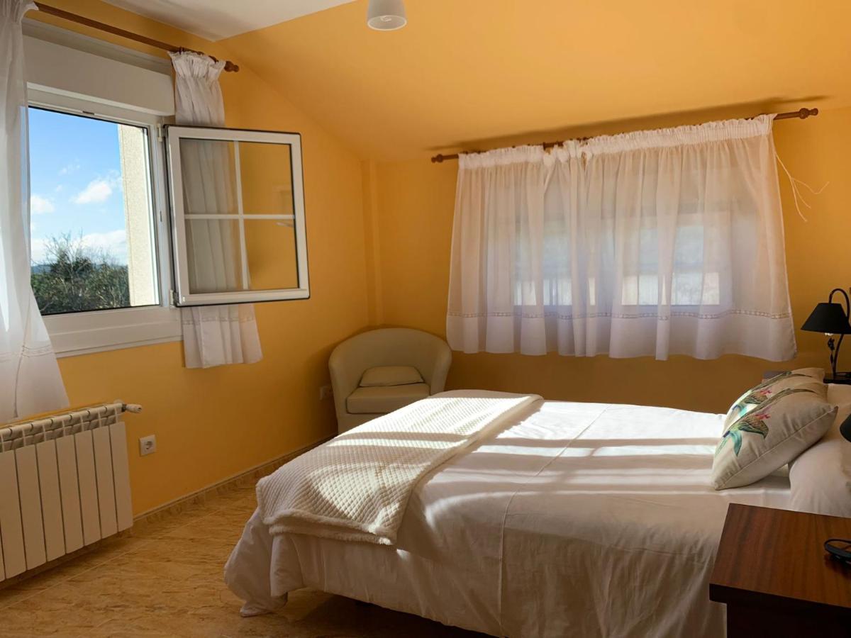 Apartamentos Turisticos San Breixo การ์บาโญ ภายนอก รูปภาพ